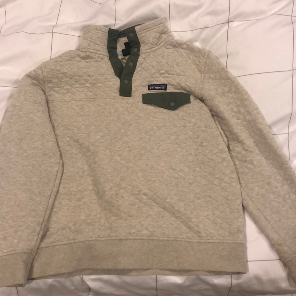 Patagonia quilted pullover